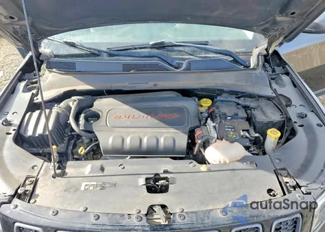 2017 Jeep Compass Trailhawk z USA, uszkodzony, nr VIN 3C4NJDDB6HT597871